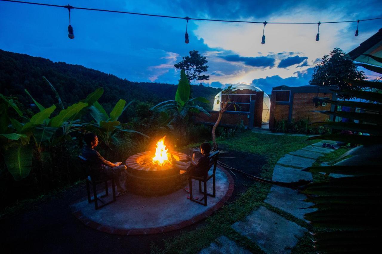 Hotel Moondock Luxury Camp Munduk Esterno foto