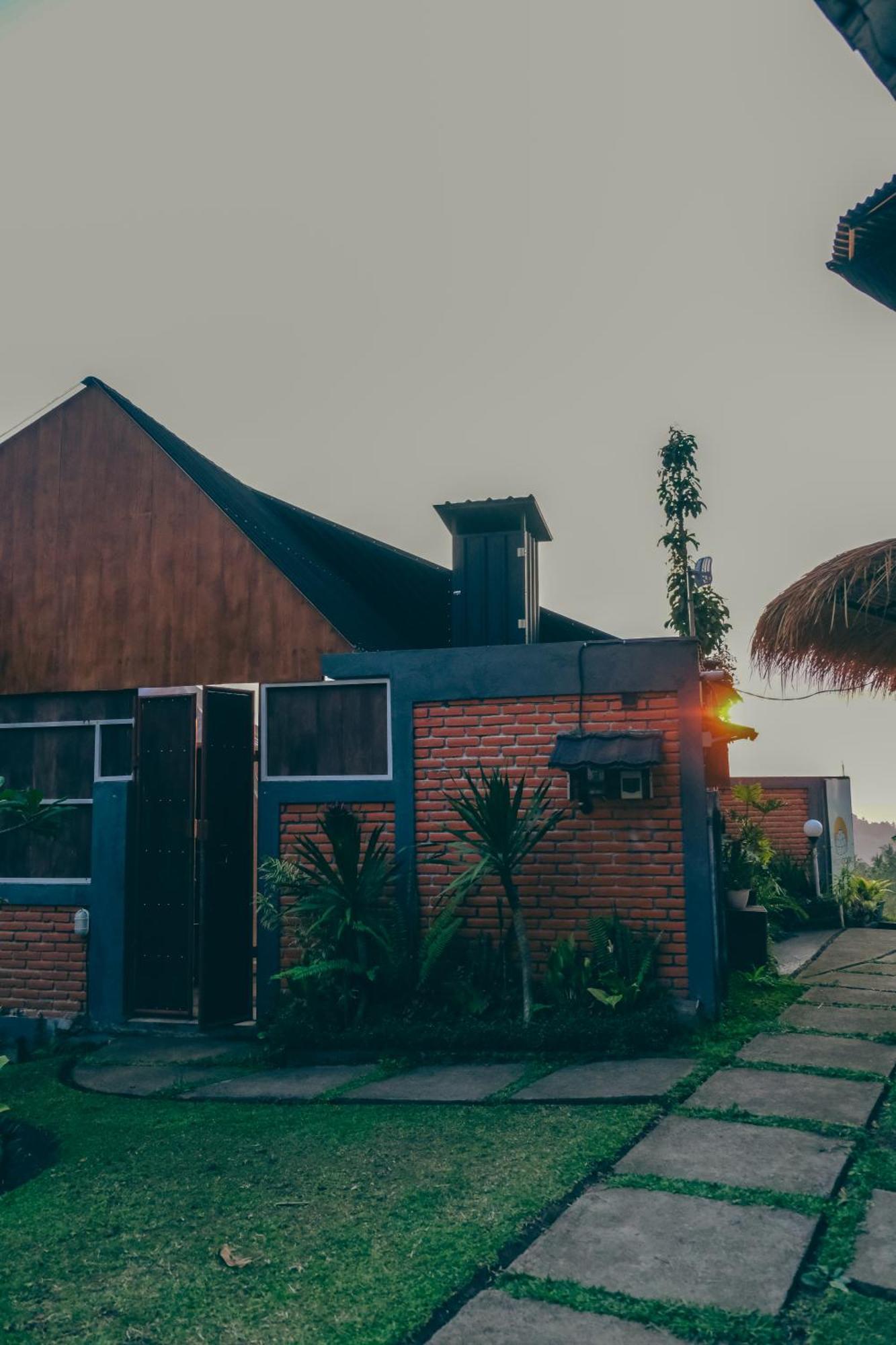 Hotel Moondock Luxury Camp Munduk Esterno foto